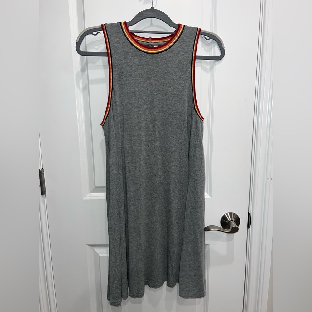 American Eagle Soft & Sexy Women’s Sleeveless Gray Swing Dress Size Small